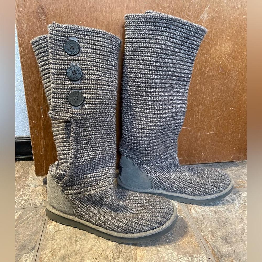 UGG knit cardy gray sweater button boots